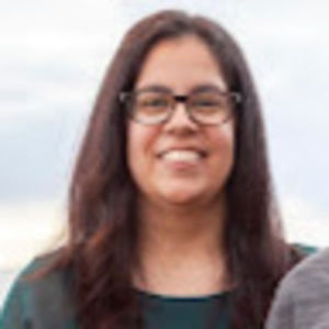 Meet your Posher, Cynthia